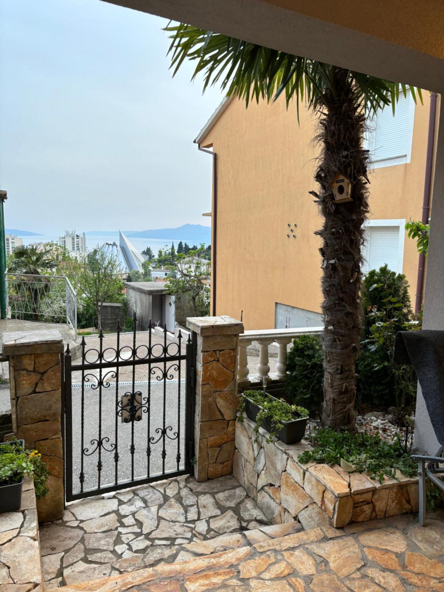 Apartman Edina Рийека Екстериор снимка